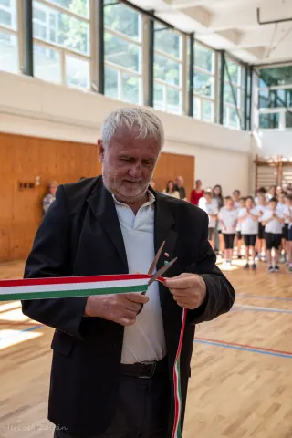 Tornaterem átadás